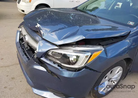 2015 Subaru Legacy 2.5I Premium z USA, uszkodzony, nr VIN 4S3BNAE67F3051063